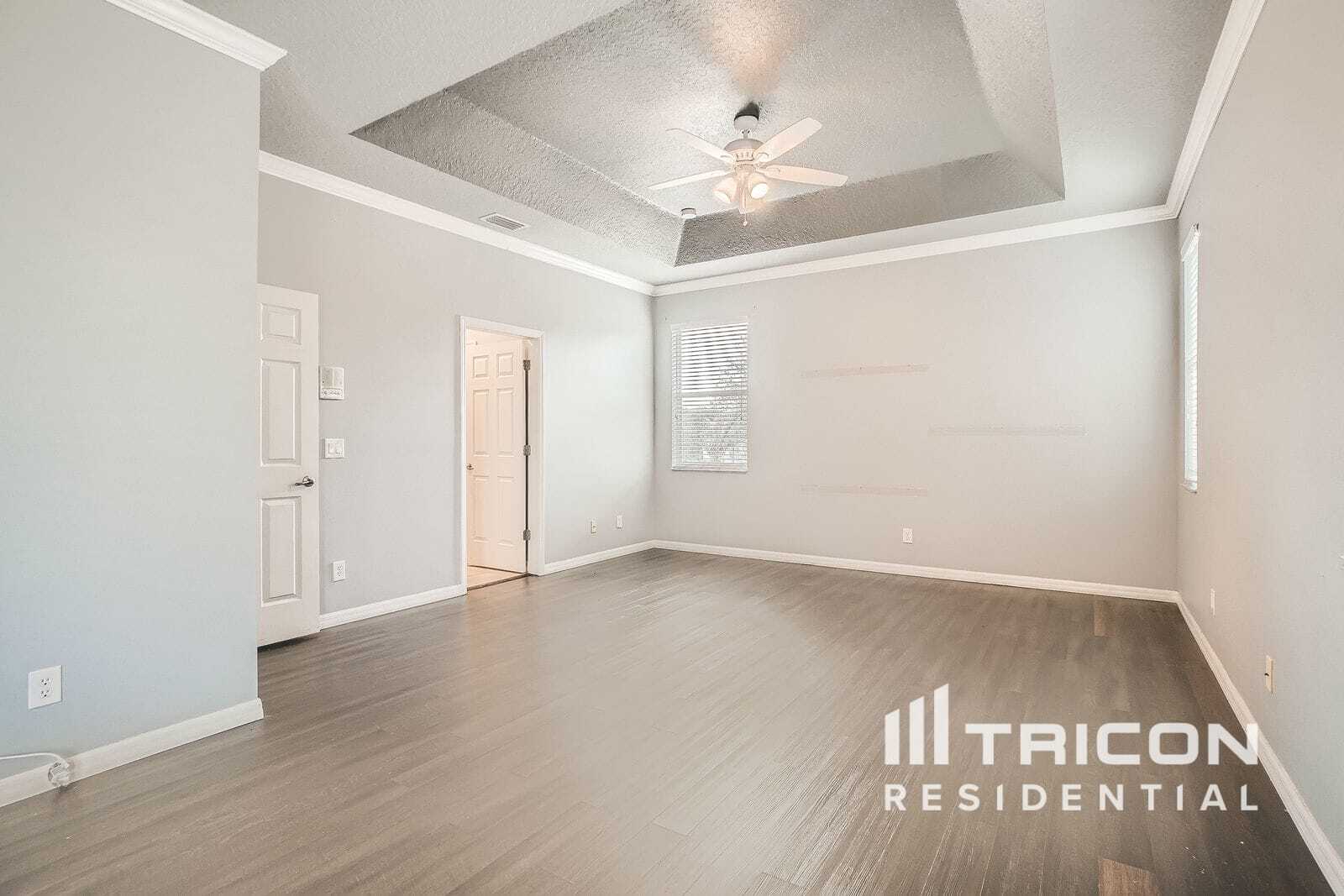 Building Photo - 929 Cavan Dr