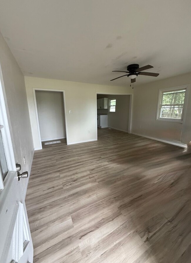 Building Photo - 3 Bed, 1 Bath for Rent in Xenia