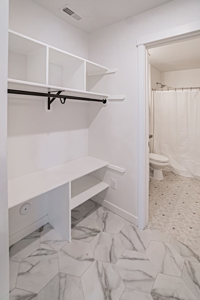 Building Photo - 12220 W Terrazzo Dr