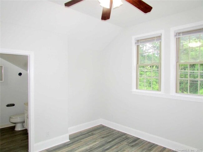 Building Photo - 93 New Harwinton Rd