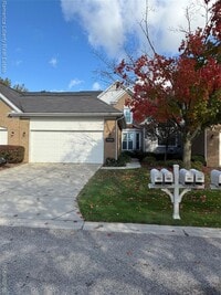 Building Photo - 39484 Village Run Dr