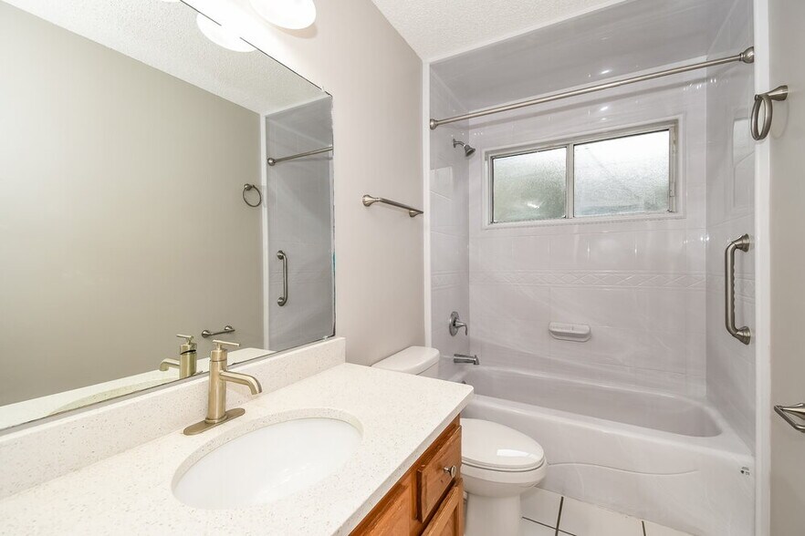 Building Photo - 8359 3 Creeks Blvd
