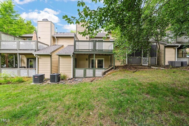 Building Photo - 403 Broad Leaf Cir