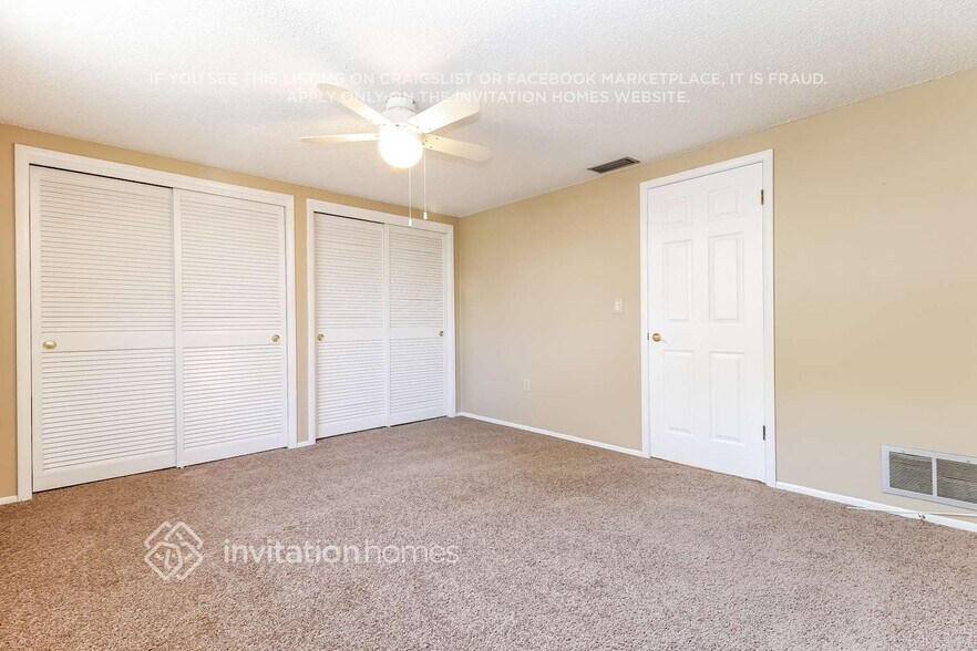Building Photo - 12206 Meadowbrook Ln
