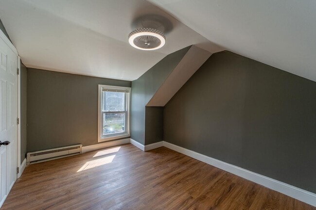 Building Photo - 14 Winter St