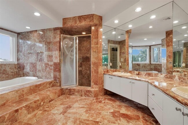 Building Photo - 16232 NW 79th Ave