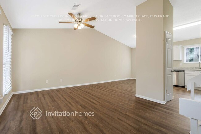 Building Photo - 691 Tarkington Rd N