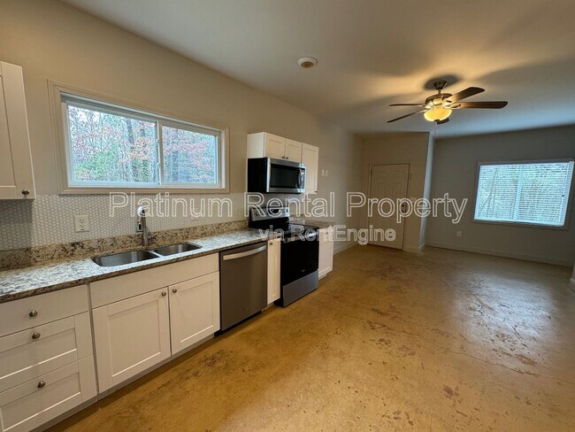 Building Photo - 4730 Parks Rd