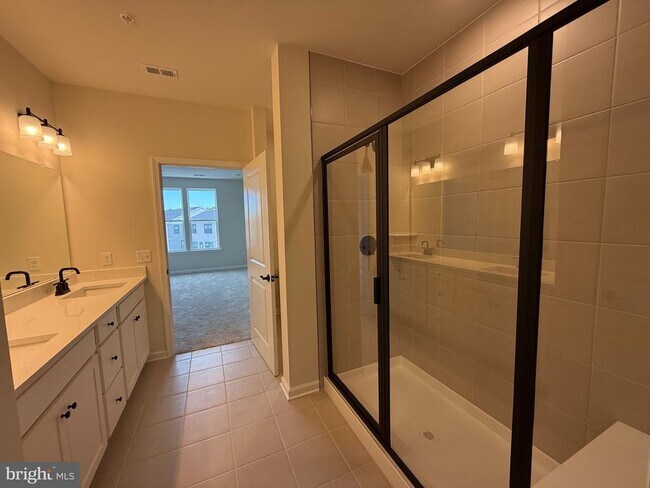 Building Photo - 1 Culvert Dr