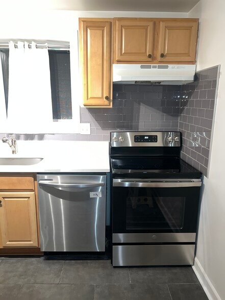 Building Photo - 4312 4th St NW