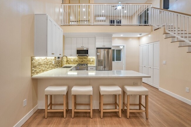 Building Photo - 11554 Arminta St