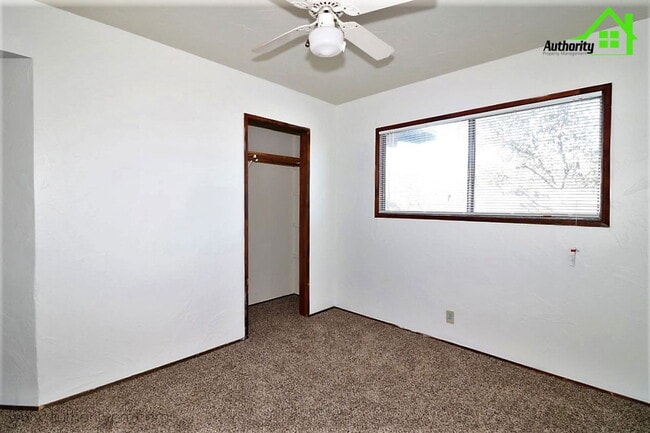 Building Photo - 3194 Veda St