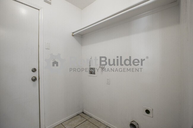 Building Photo - 10749 Capricorn Pl NW