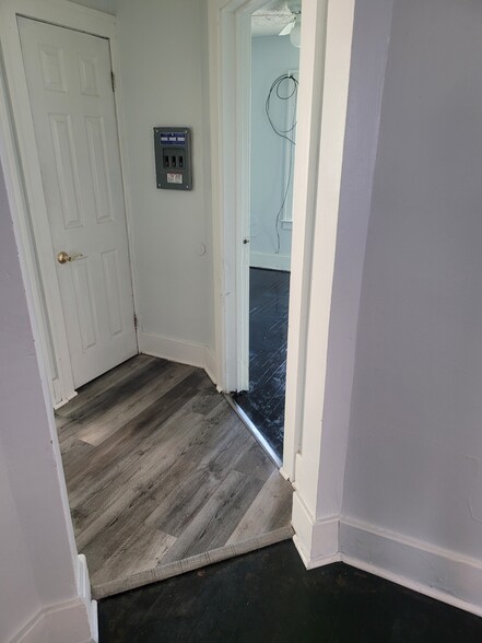 Building Photo - 15849 Indiana St