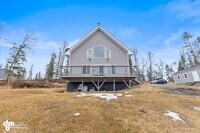 Building Photo - SEASONAL LAKEFRONT LIVING