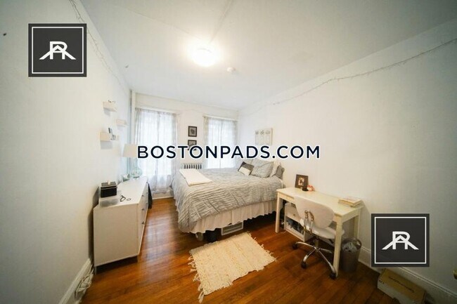 Building Photo - 2 bedroom in Brookline MA 02118