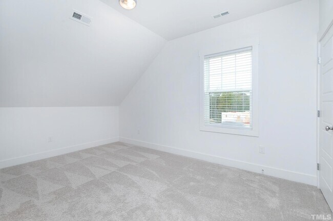 Building Photo - 274 Cottage Way
