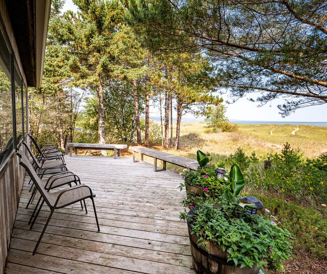 Building Photo - 1802 Minnesota Ave