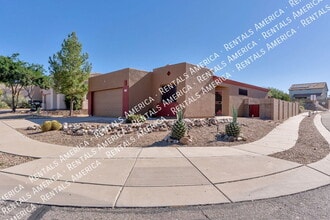 Building Photo - 568 E Painted Pueblo Dr