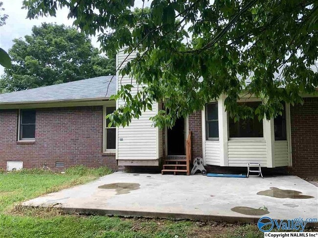 Building Photo - 348 Ariel Dr