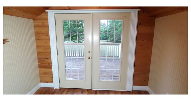 french doors off the living room - 3582 Northridge Rd