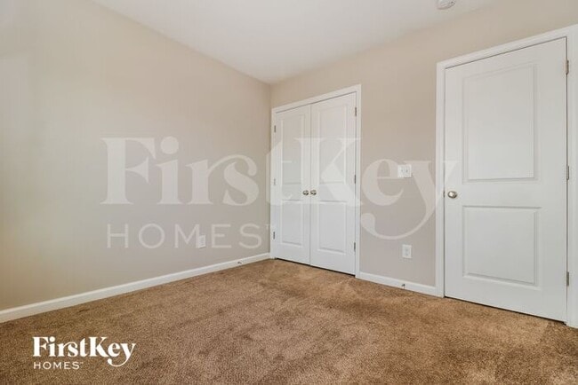 Building Photo - 569 Merrywood Dr