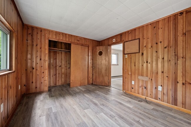 Building Photo - Stunning 4 bedroom home in Ambridge availa...