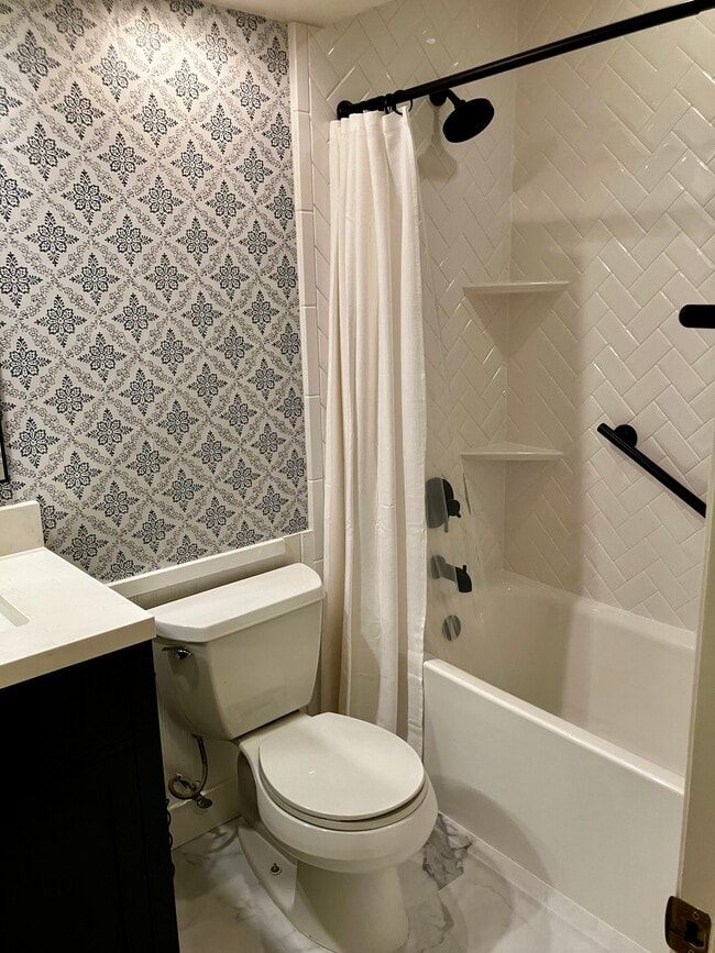 Building Photo - 2899 Thicket Pl