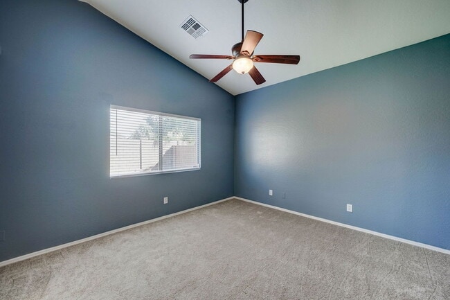 Building Photo - 12010 W Camino Vivaz