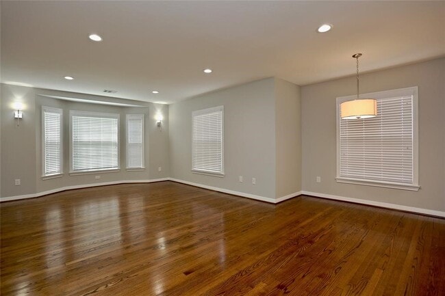 Building Photo - 4106 Milton St