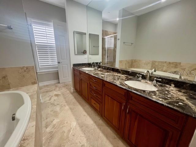 Building Photo - 762 Celebration Ave