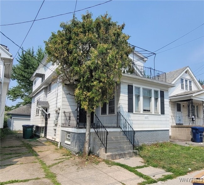 Primary Photo - 82 Hazelwood Ave