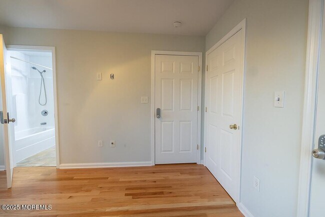 Building Photo - 268 NJ-36