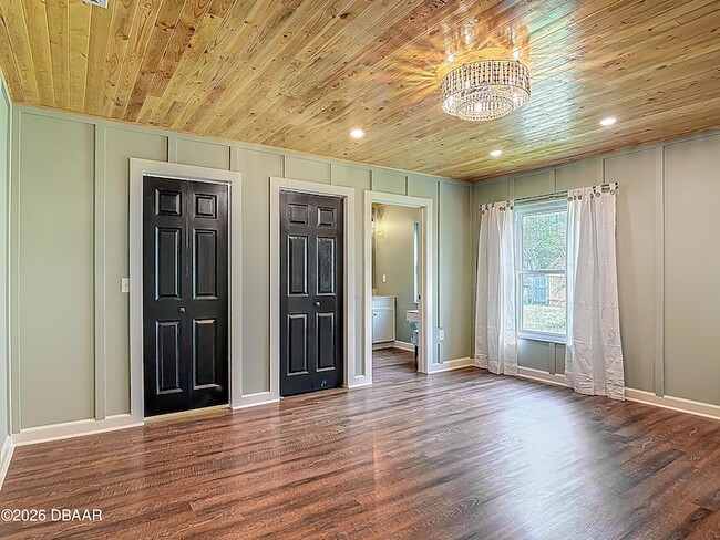 Building Photo - 14 Zollinger Pl