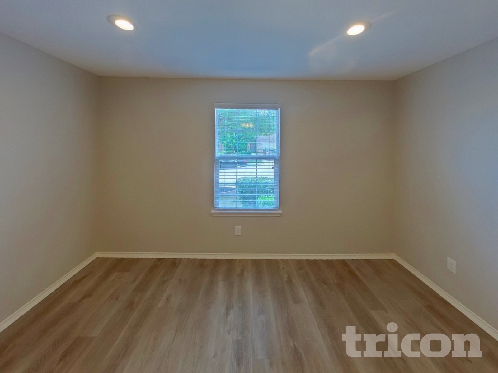 Building Photo - 1136 Foxglove Ln
