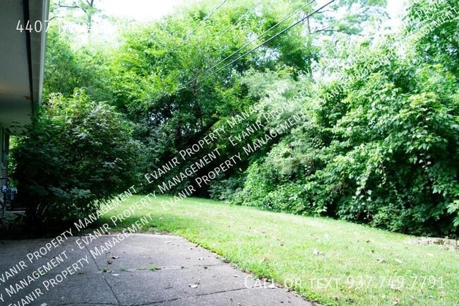 Building Photo - 4407 Nowak Ave