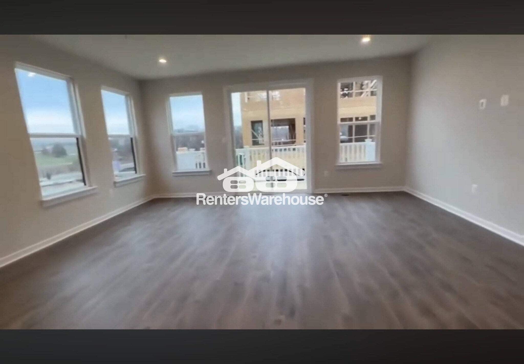 Building Photo - 2500 Emerald Branch Dr