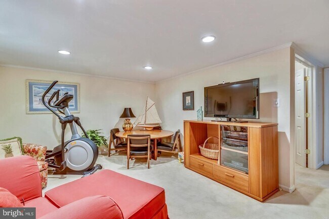 Building Photo - Experience elevated living in this beautifully renovated townhome nestled within the highly sough...