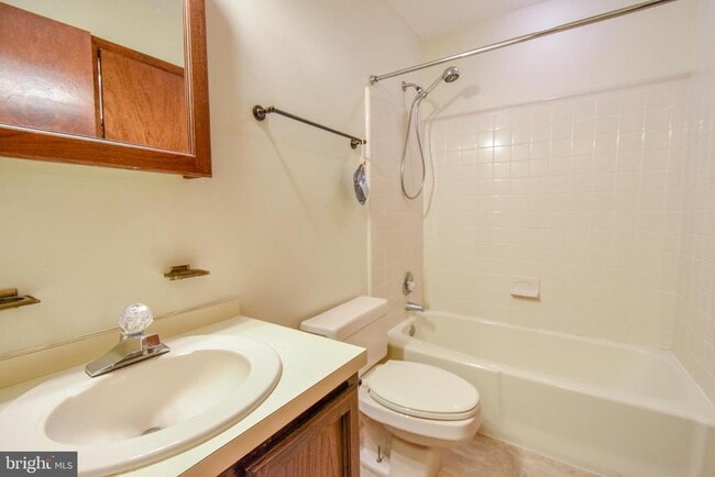 Building Photo - 23247 White Birch Ct