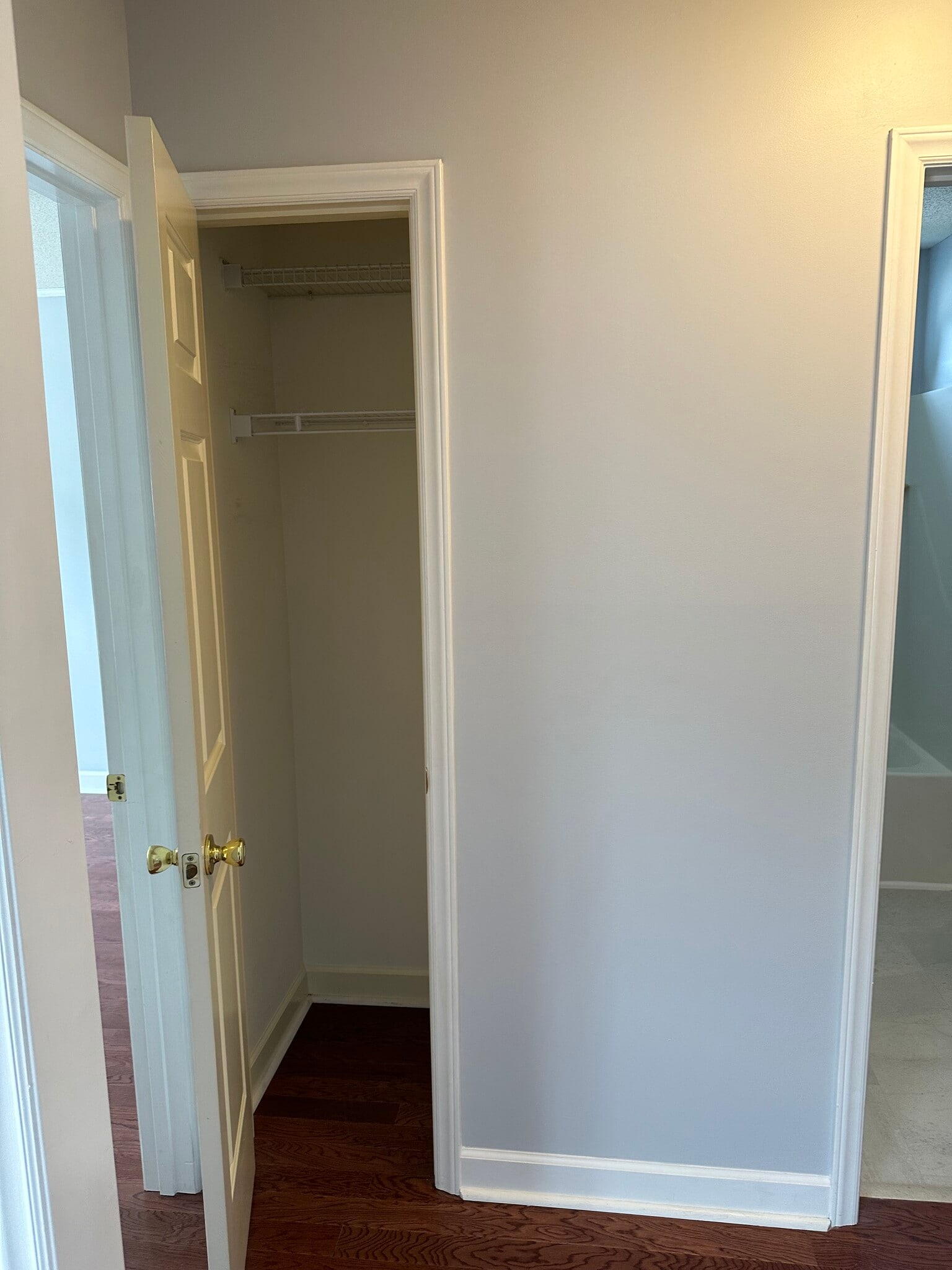 Hallway closet #1 - 1524 Hawkcrest Ln