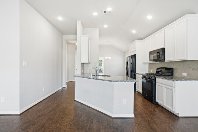 Building Photo - 19010 Whitehaven Bend Ln