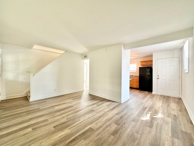 Building Photo - Updated 4 bedroom home convenient to 29