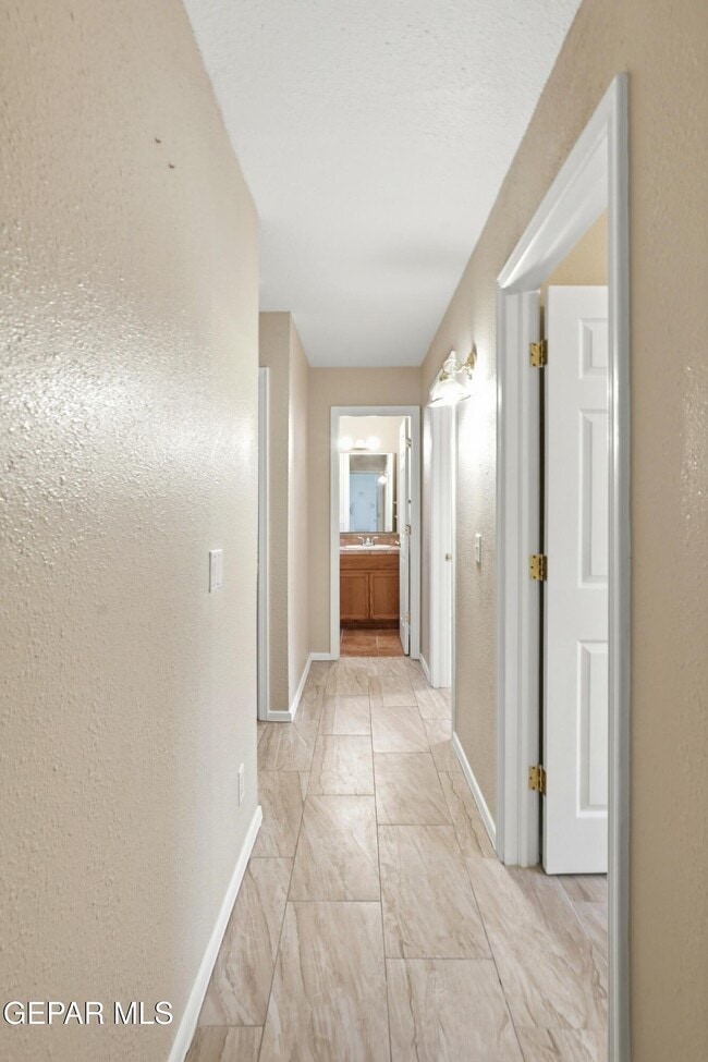 Building Photo - 7536 Le Conte Dr