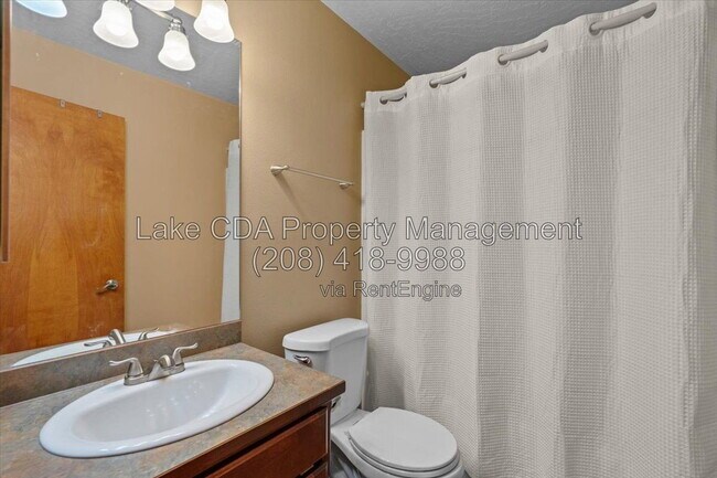Building Photo - 8920 Torrey Ln