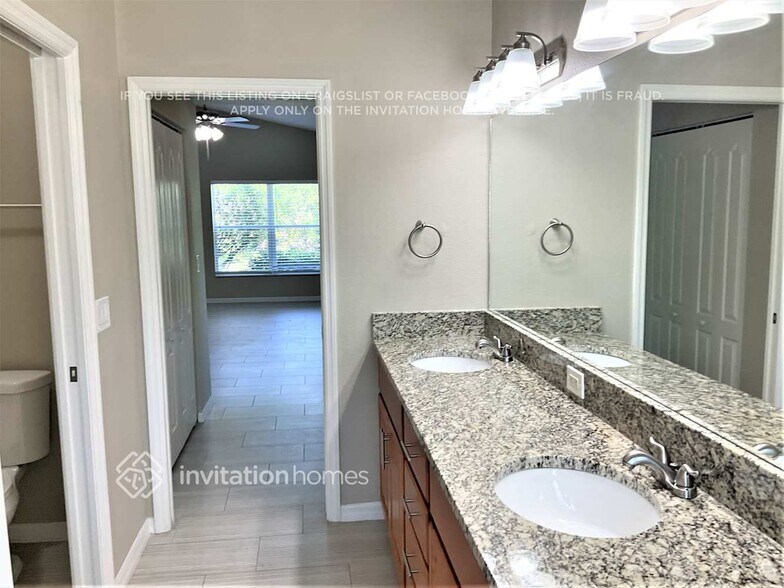 Building Photo - 27643 Sora Blvd