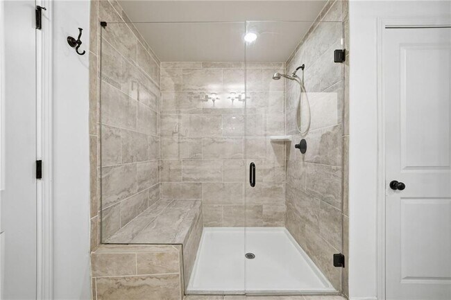 Building Photo - 1450 Baygreen Rd