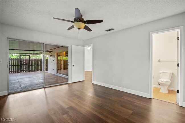 Building Photo - 15524 Crystal Lake Dr