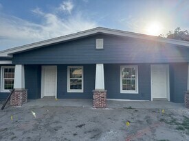 Building Photo - 765 S 7th Ave