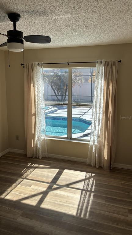 Building Photo - 4304 Creekside Blvd