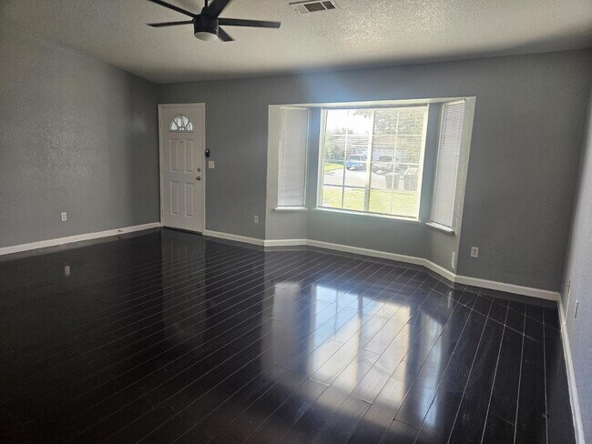 Building Photo - 16172 W Botelho Ave